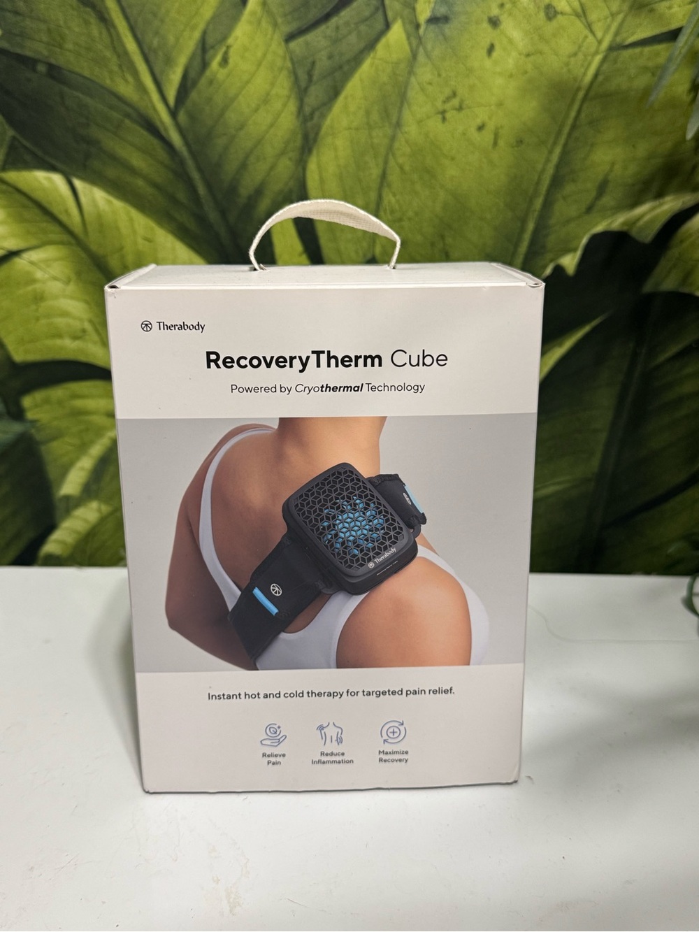 Therabody RecoveryTherm Cube — Black with Blue Accents